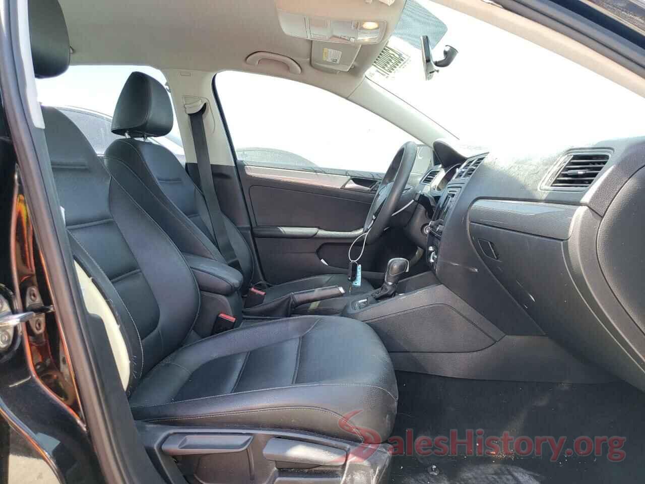 3VWDB7AJ5JM212724 2018 VOLKSWAGEN JETTA