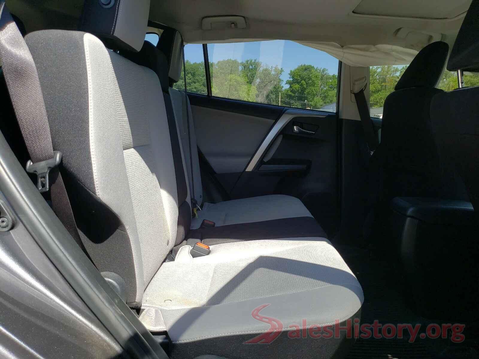 JTMRFREV4HJ116497 2017 TOYOTA RAV4