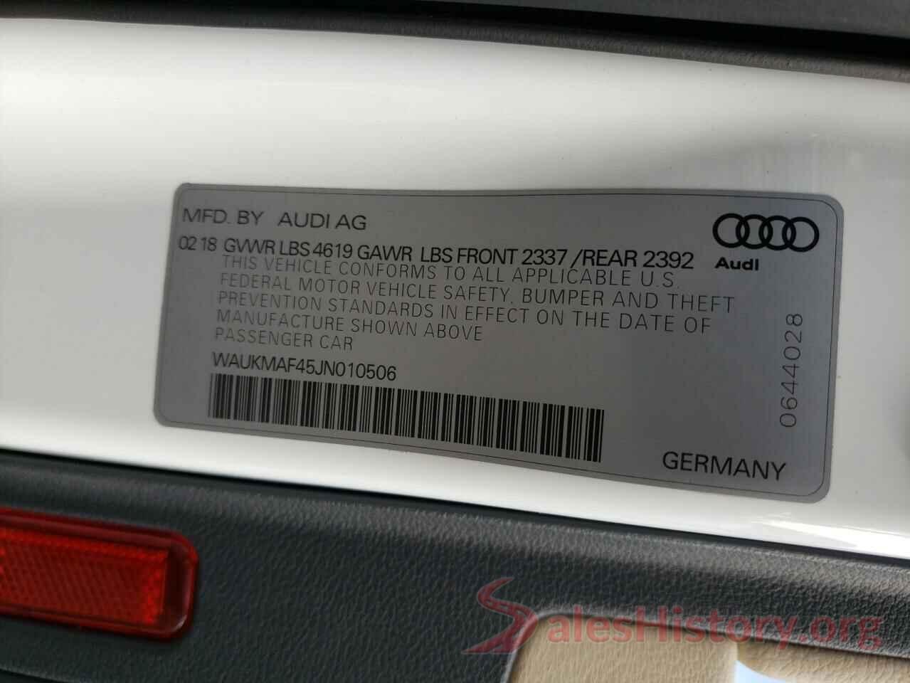 WAUKMAF45JN010506 2018 AUDI A4