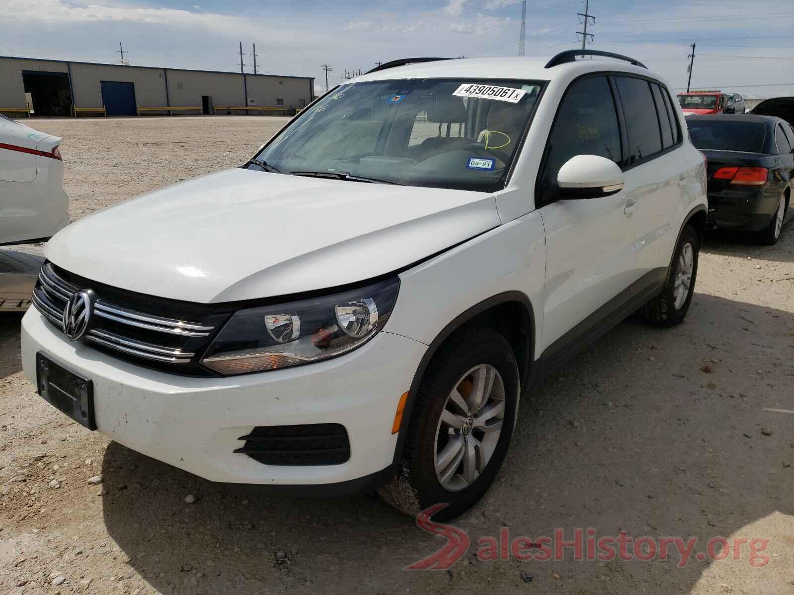 WVGBV7AX6HK032641 2017 VOLKSWAGEN TIGUAN