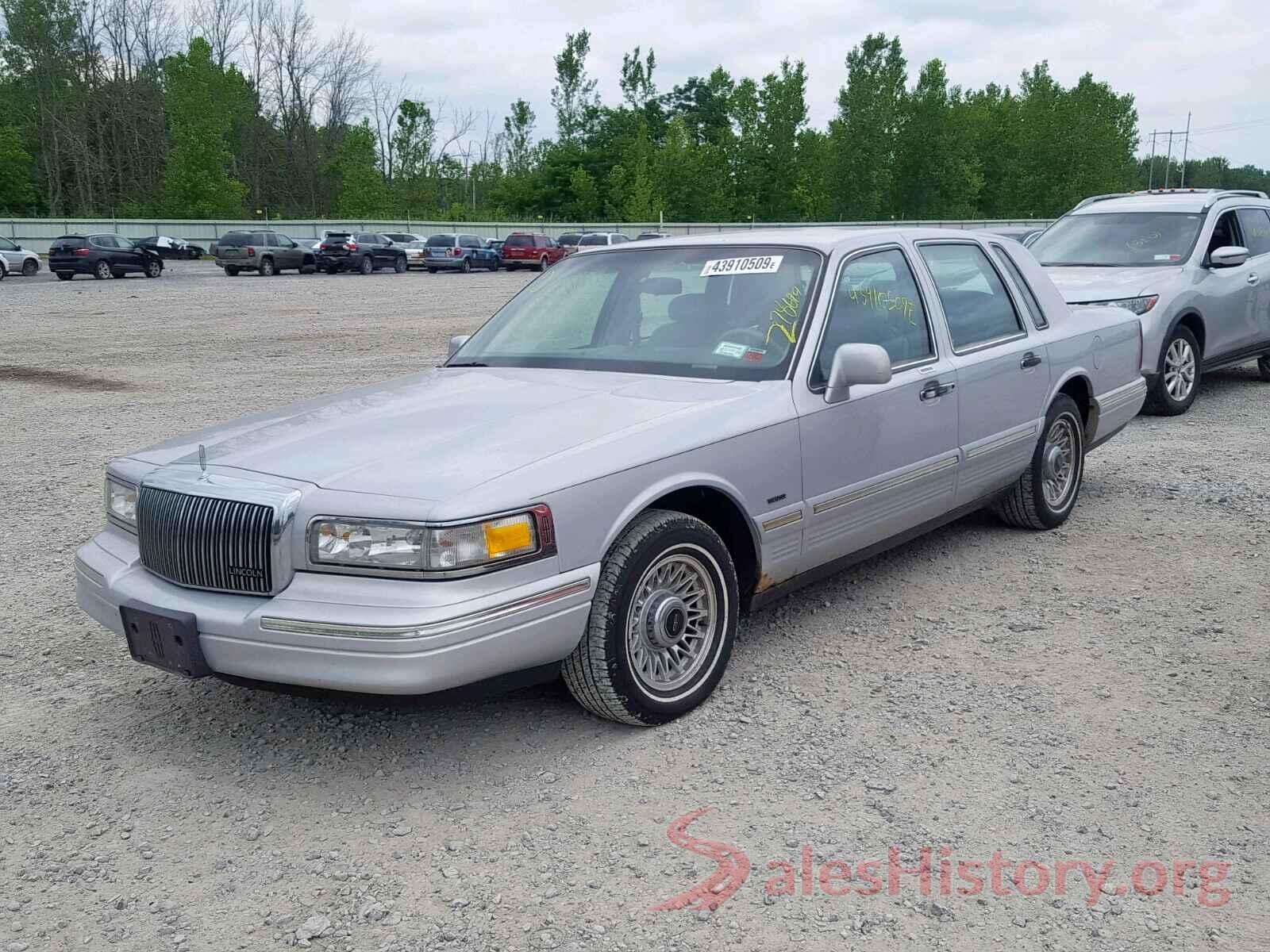 1LNLM81W1TY731833 1996 LINCOLN TOWNCAR