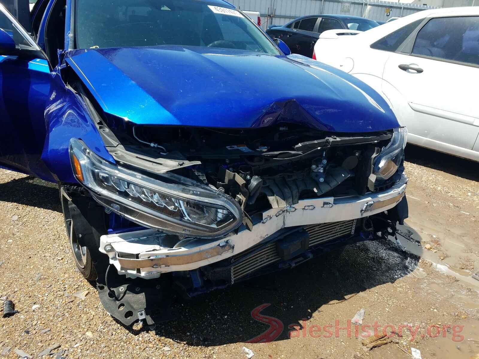 1HGCV1F30JA127219 2018 HONDA ACCORD