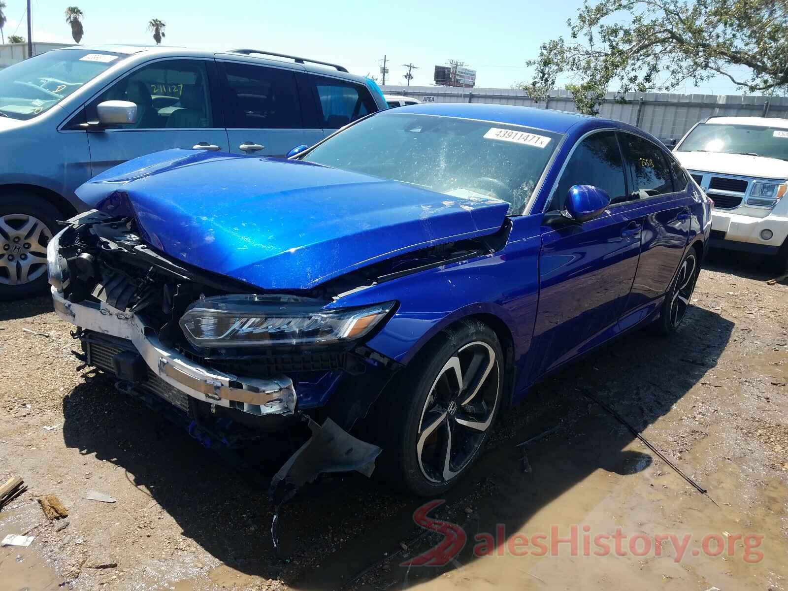 1HGCV1F30JA127219 2018 HONDA ACCORD