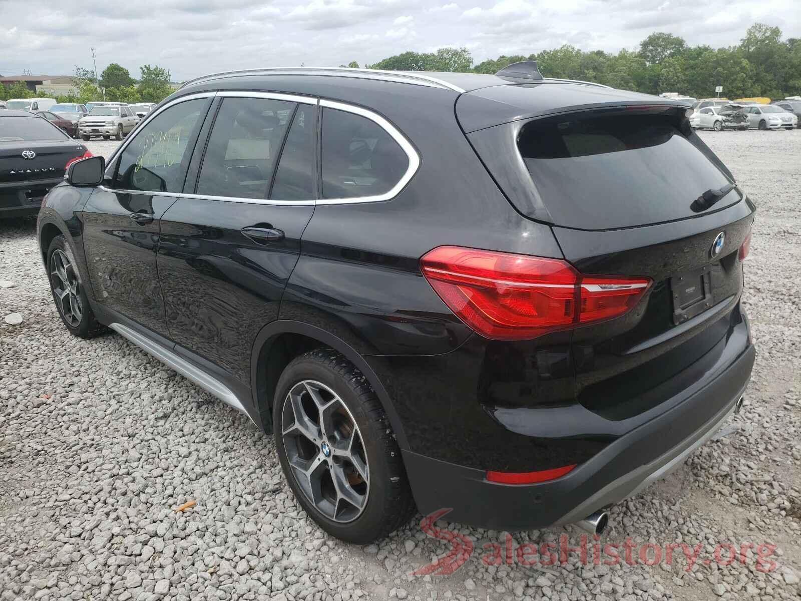 WBXHU7C33J5H44076 2018 BMW X1