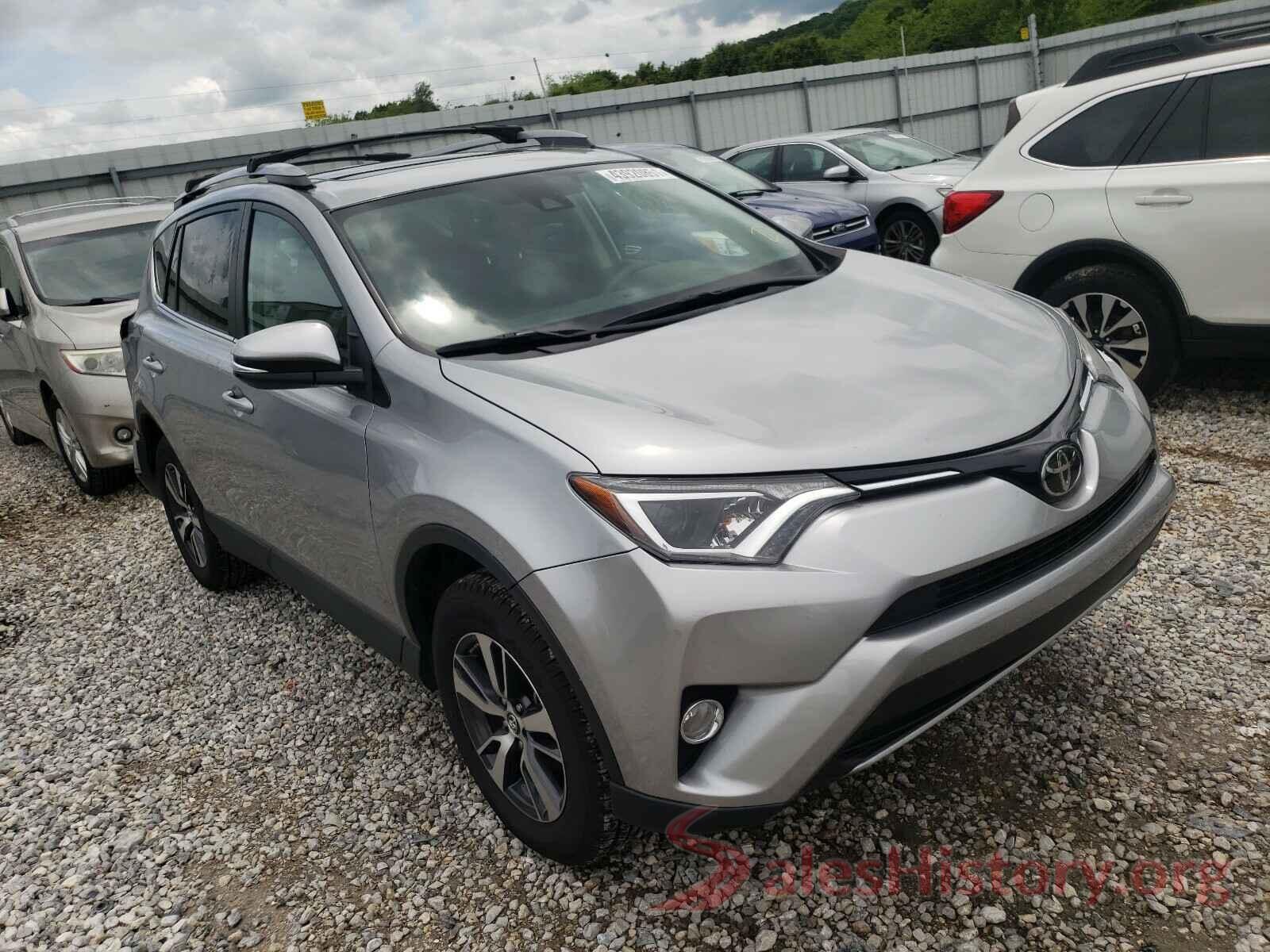 2T3RFREV9JW726418 2018 TOYOTA RAV4