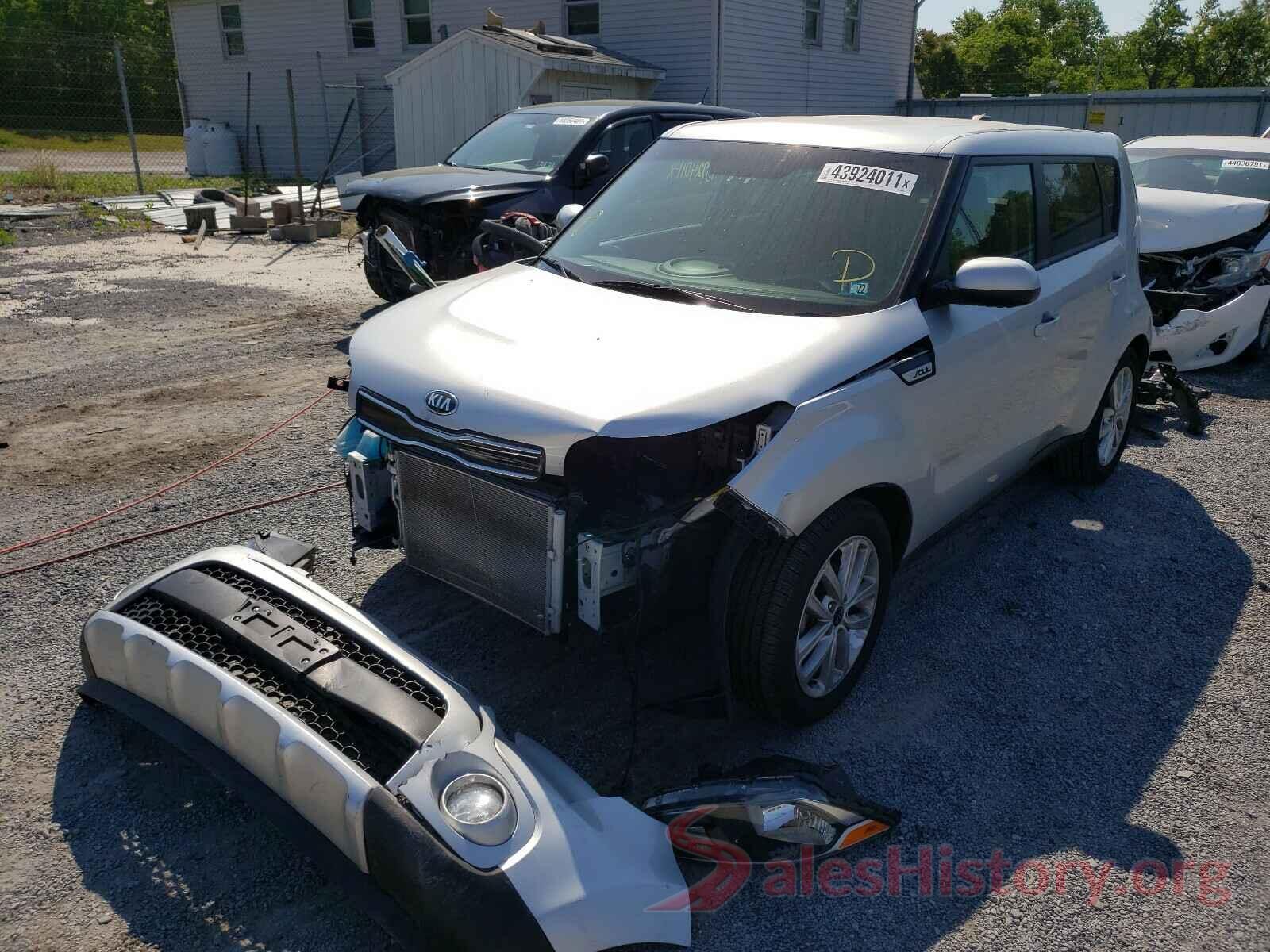 KNDJP3A54J7605028 2018 KIA SOUL