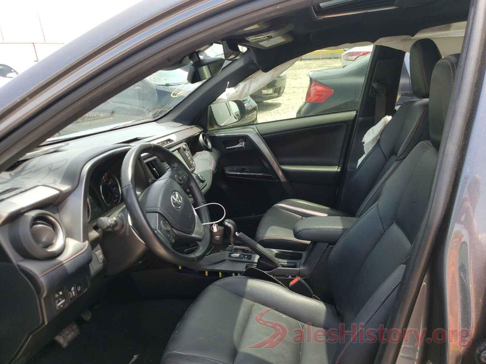 JTMNFREV8JD118000 2018 TOYOTA RAV4