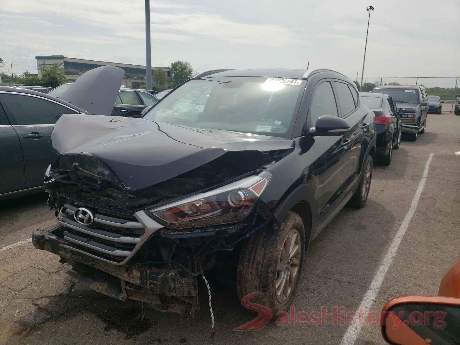 KM8J3CA25HU326602 2017 HYUNDAI TUCSON