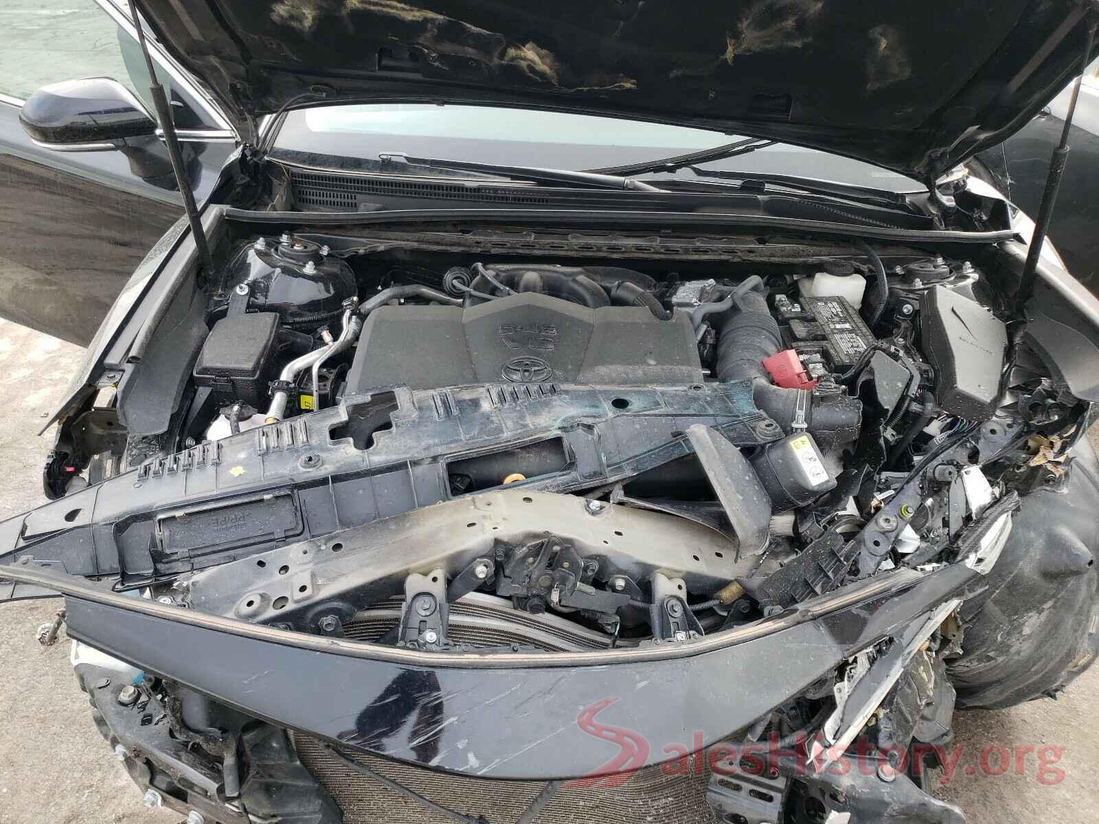 4T1BZ1HKXJU006646 2018 TOYOTA CAMRY