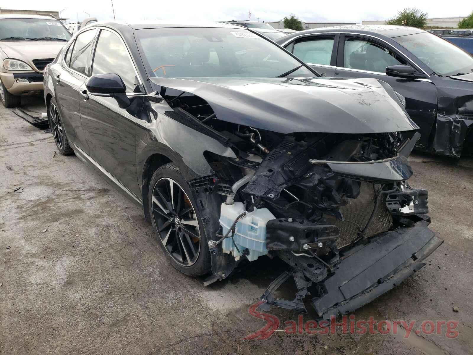 4T1BZ1HKXJU006646 2018 TOYOTA CAMRY