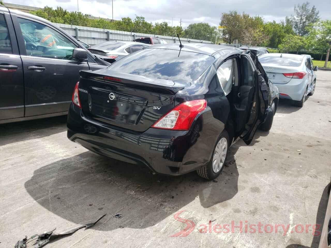 3N1CN7AP2JL870732 2018 NISSAN VERSA