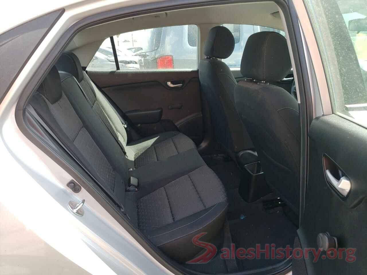 3KPA24AB1JE062215 2018 KIA RIO