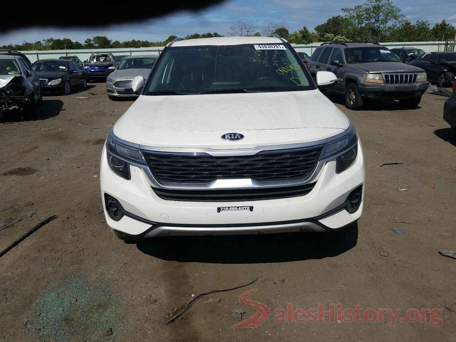 KNDEUCAA2M7041083 2021 KIA SELTOS