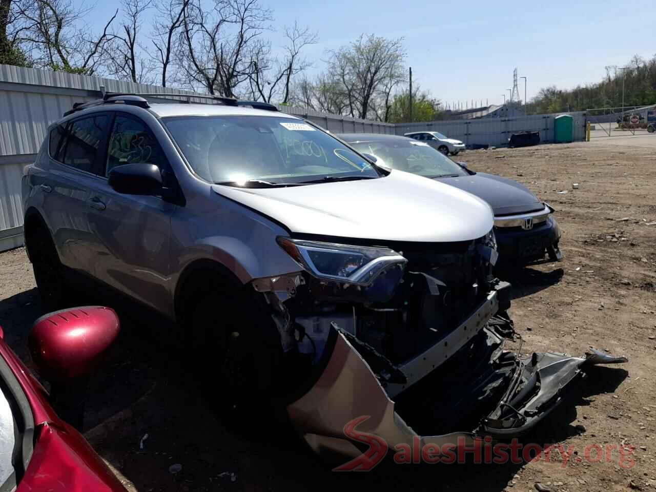 2T3BFREV8HW624085 2017 TOYOTA RAV4