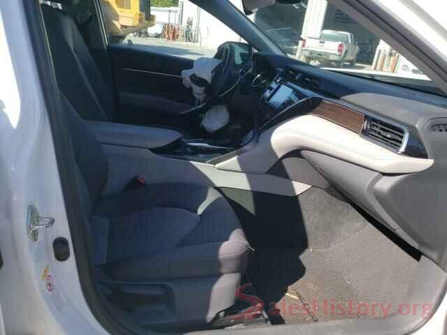 4T1B11HK5JU043711 2018 TOYOTA CAMRY