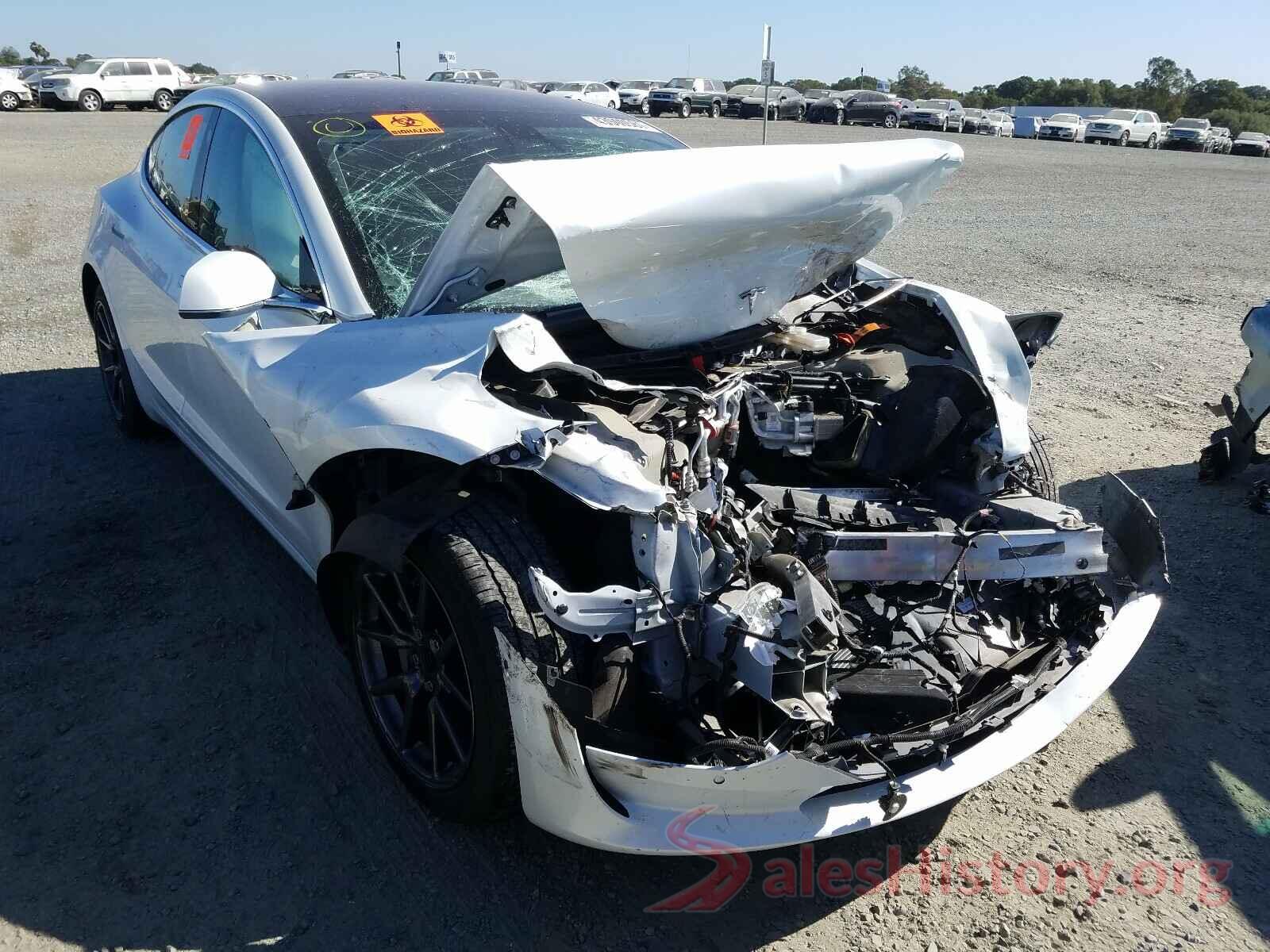 5YJ3E1EAXJF162128 2018 TESLA MODEL 3