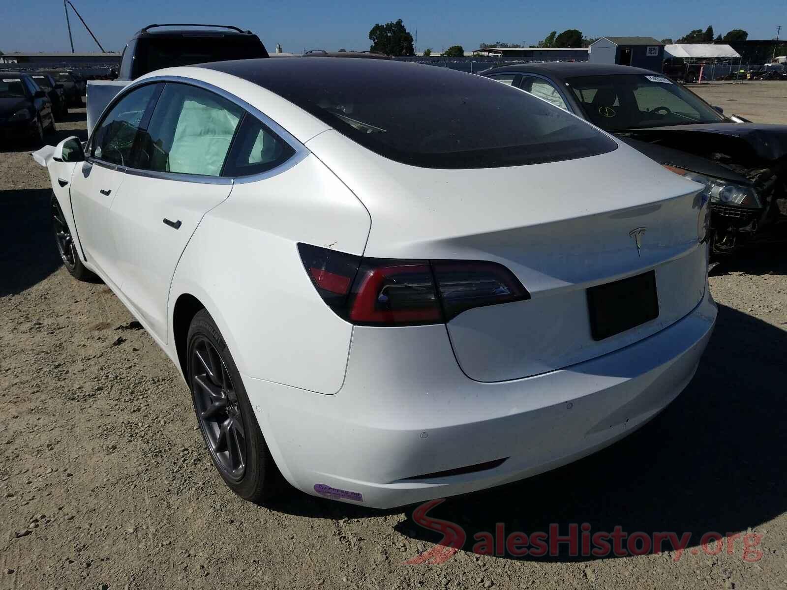 5YJ3E1EAXJF162128 2018 TESLA MODEL 3