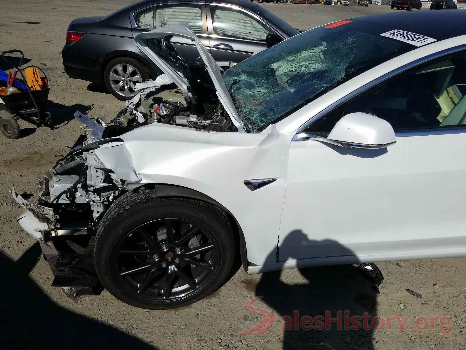 5YJ3E1EAXJF162128 2018 TESLA MODEL 3