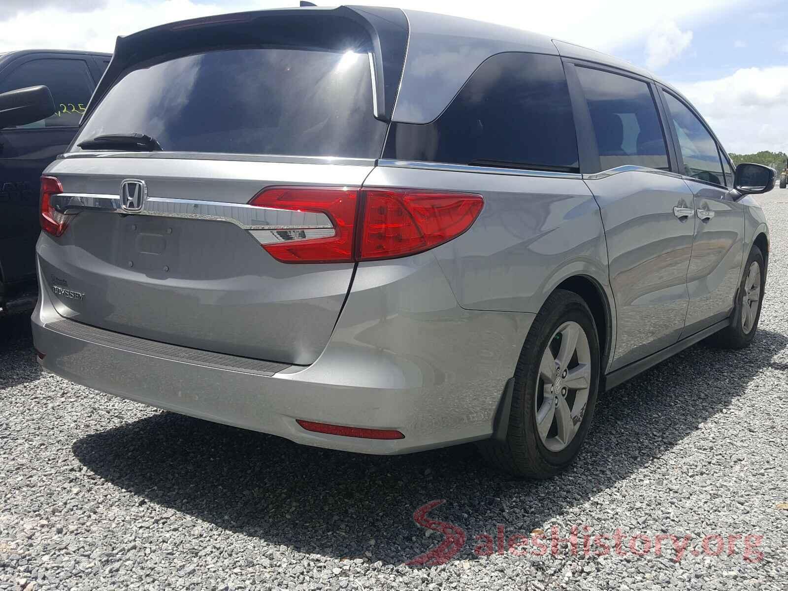 5FNRL6H77JB077664 2018 HONDA ODYSSEY