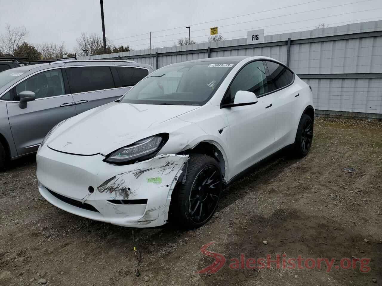 7SAYGDEE9PF584004 2023 TESLA MODEL Y