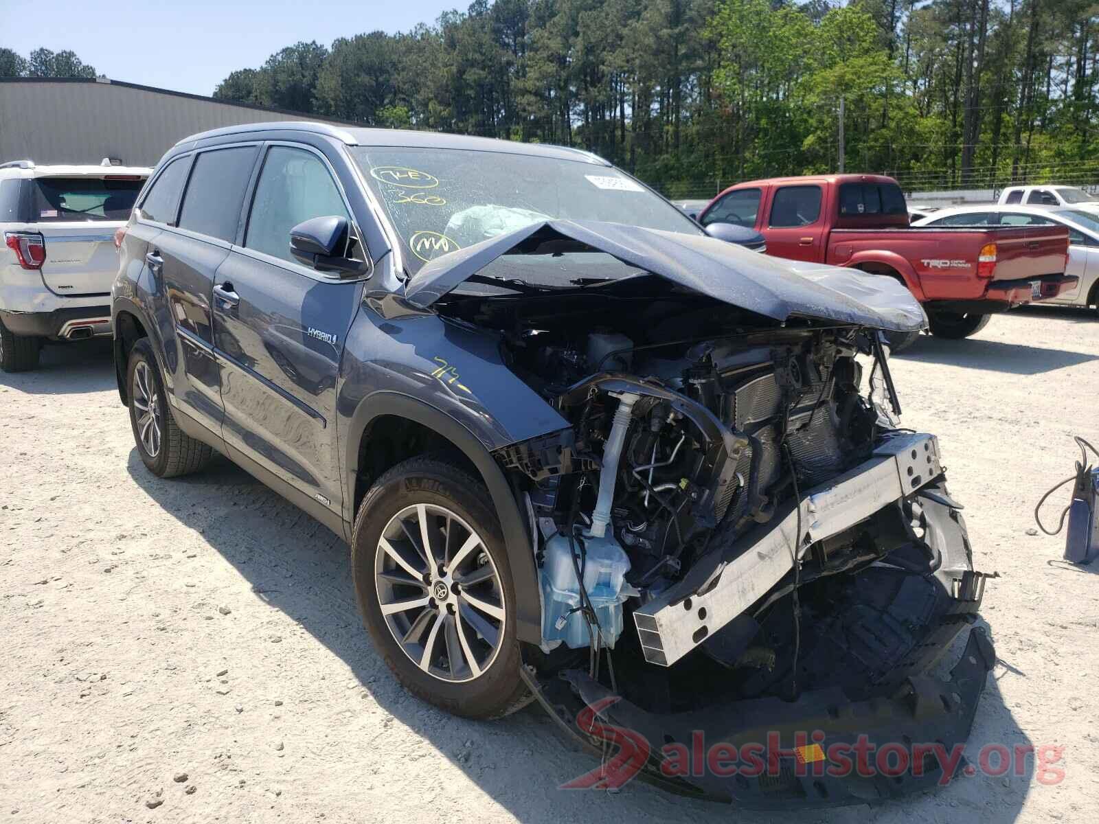 5TDJGRFH7KS066207 2019 TOYOTA HIGHLANDER