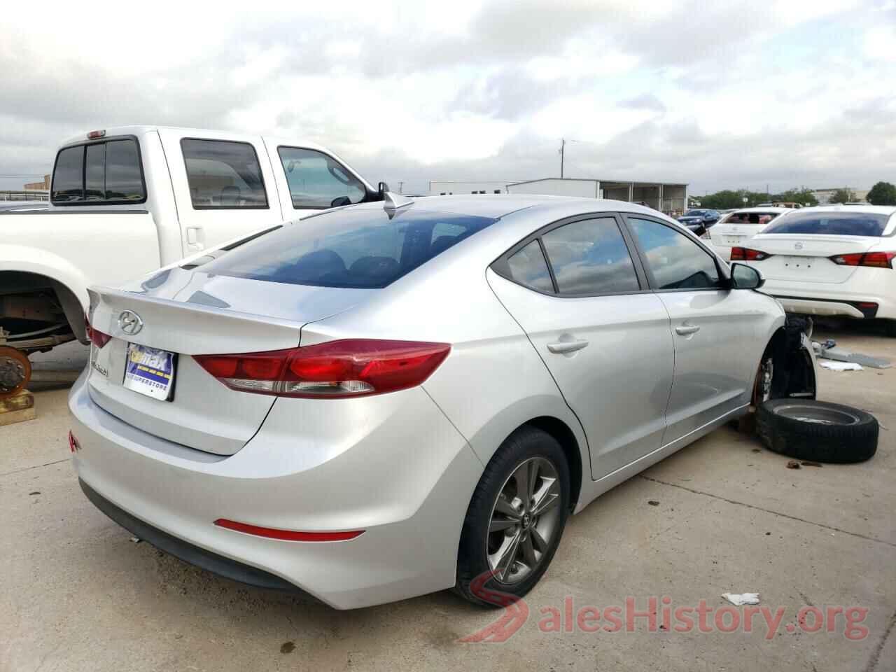 5NPD84LF1JH224805 2018 HYUNDAI ELANTRA