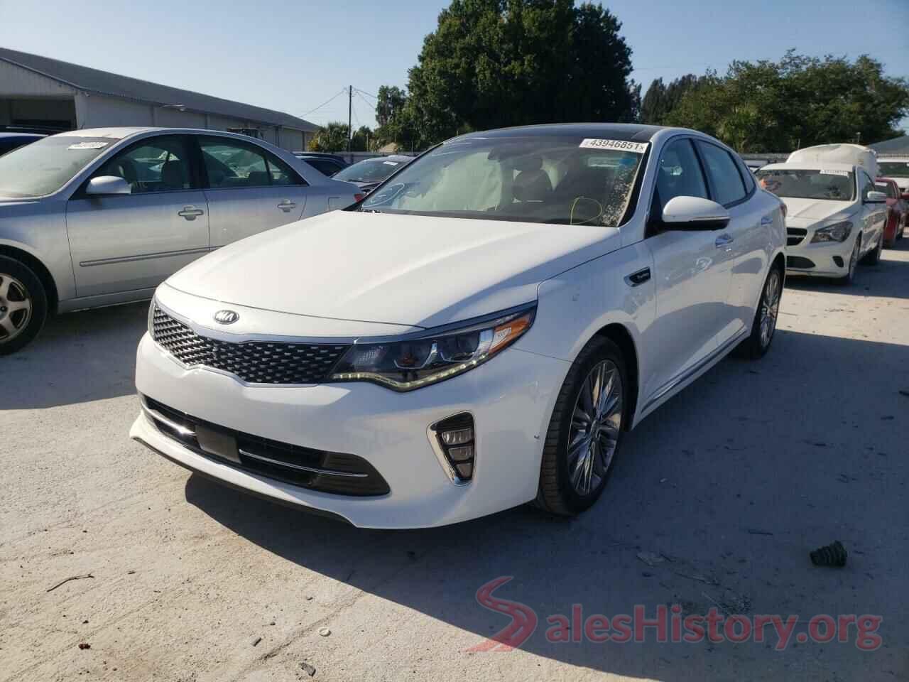 5XXGV4L22JG215643 2018 KIA OPTIMA