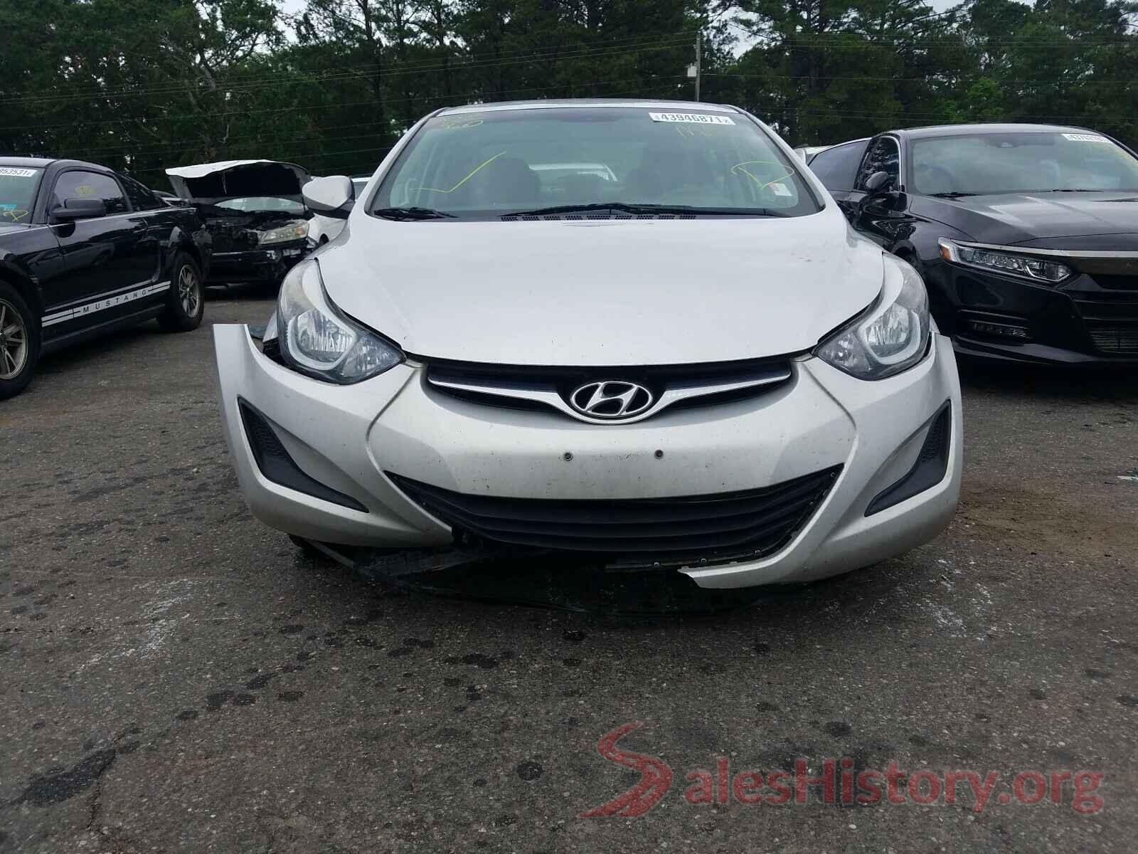 5NPDH4AE5GH792588 2016 HYUNDAI ELANTRA