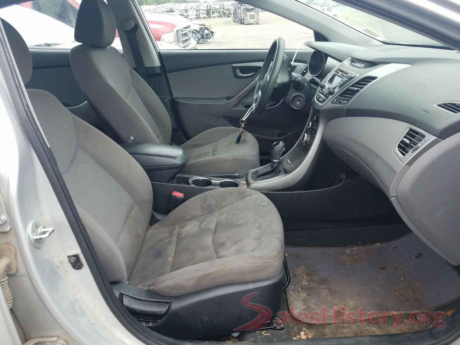 5NPDH4AE5GH792588 2016 HYUNDAI ELANTRA