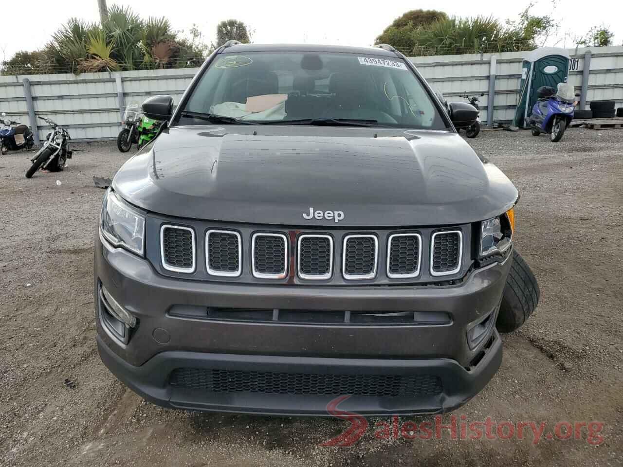 3C4NJCBBXLT229828 2020 JEEP COMPASS