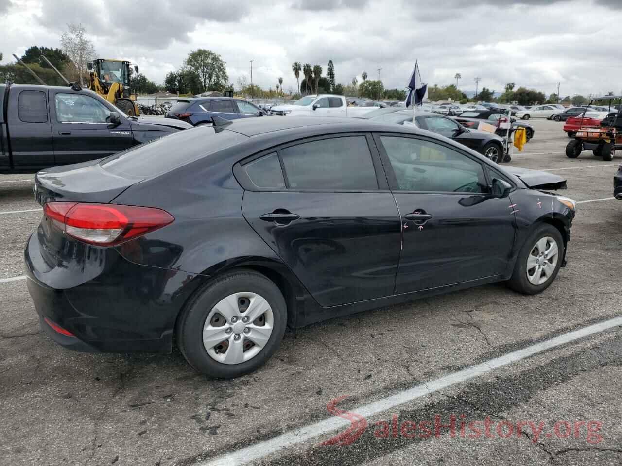 3KPFK4A74JE224095 2018 KIA FORTE