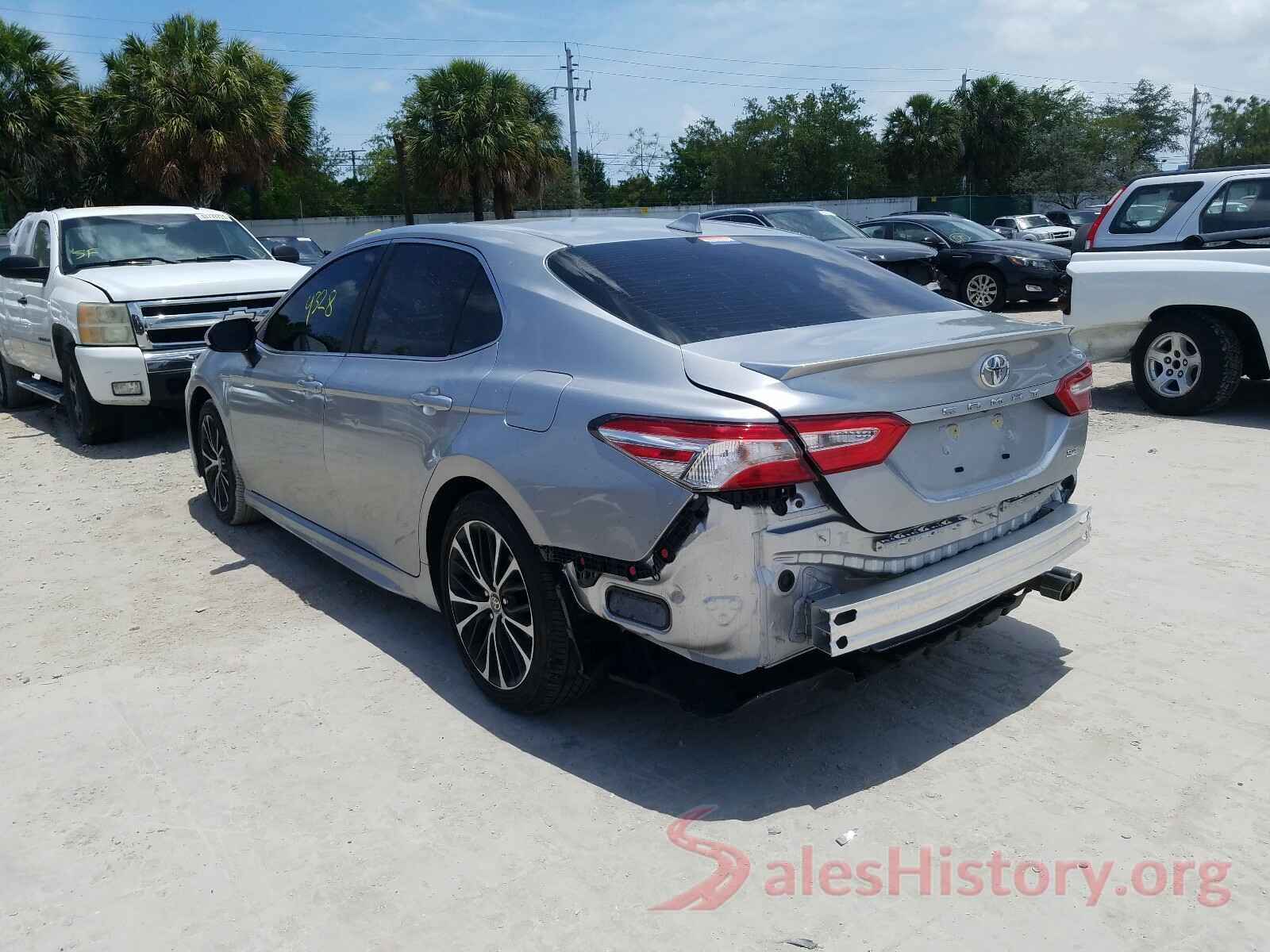 4T1G11AK6LU506670 2020 TOYOTA CAMRY