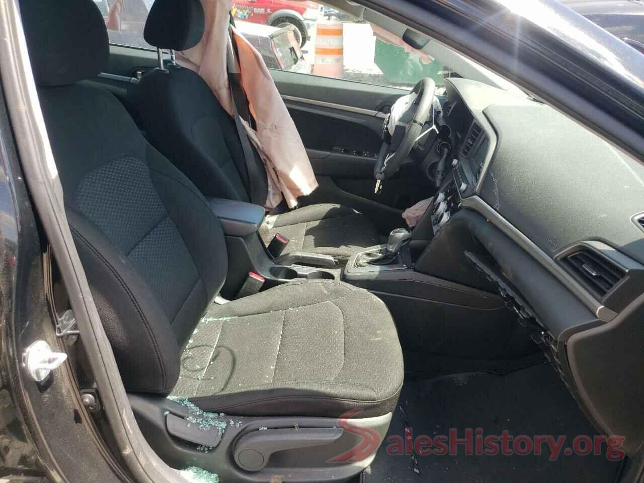 5NPD74LF1KH442568 2019 HYUNDAI ELANTRA