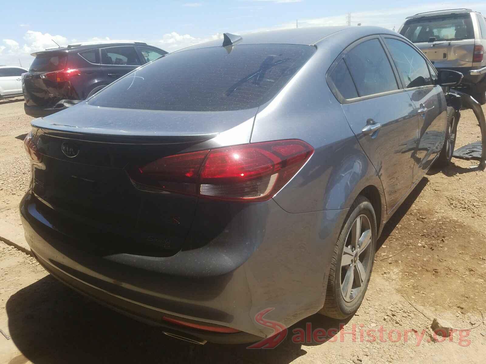 3KPFL4A70JE176589 2018 KIA FORTE