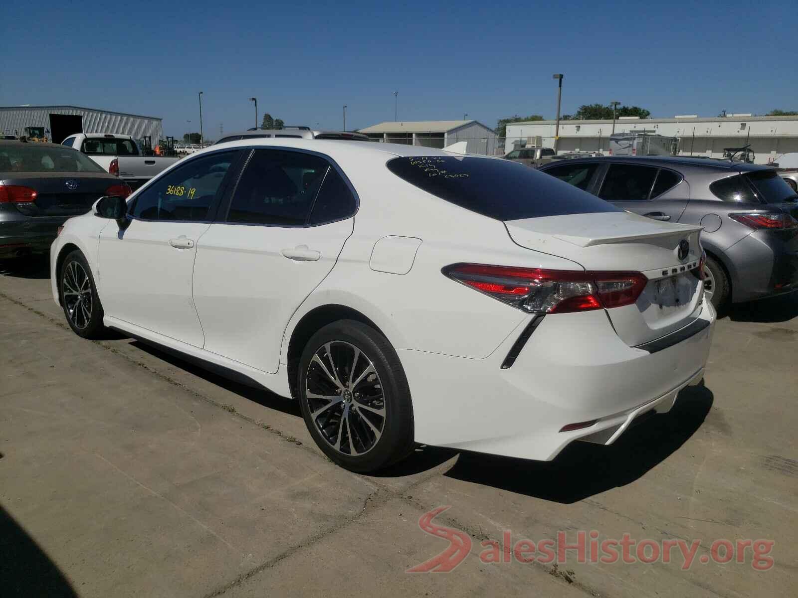 4T1B11HK3KU856109 2019 TOYOTA CAMRY