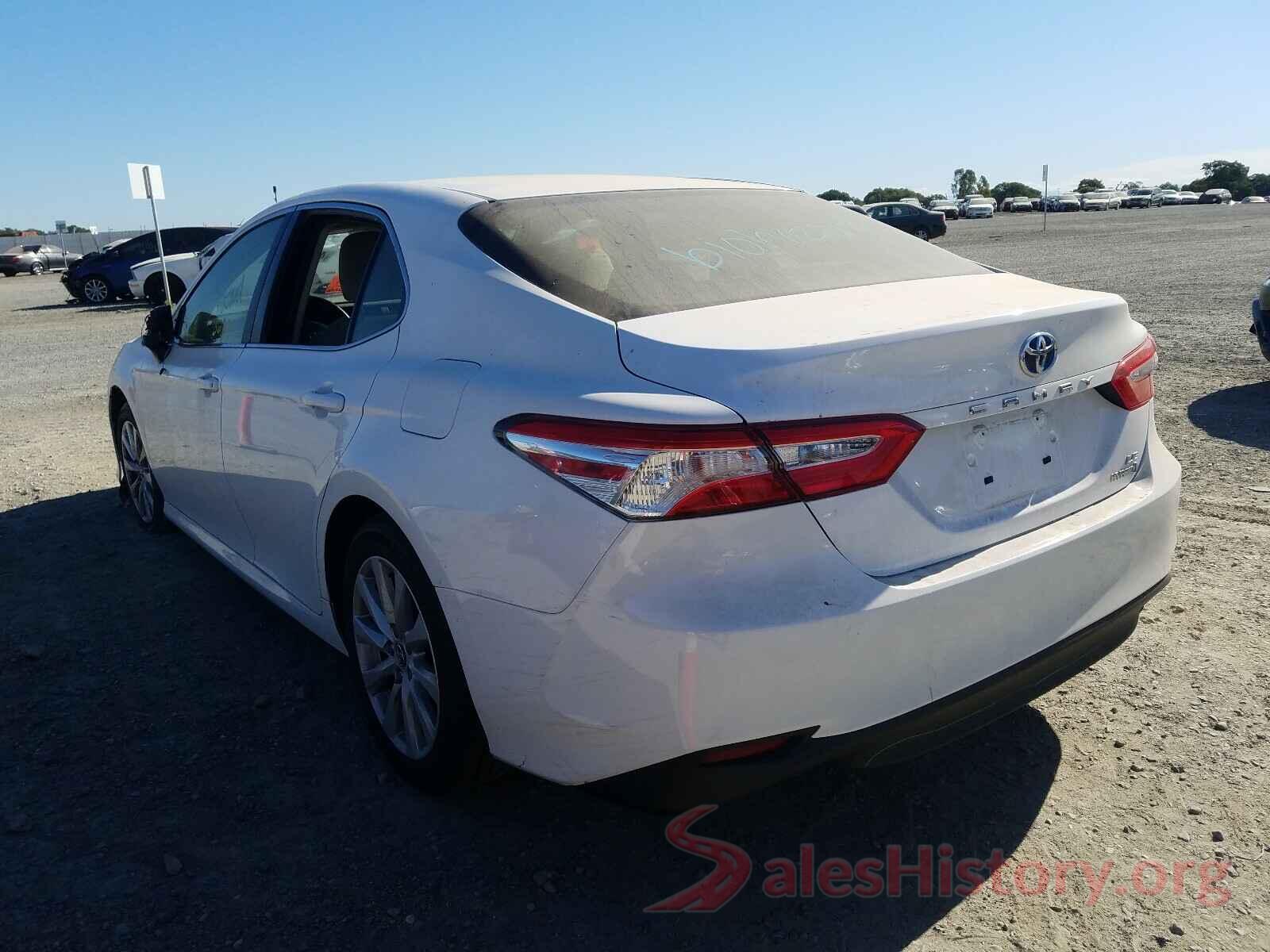 JTNB11HK5J3068419 2018 TOYOTA CAMRY