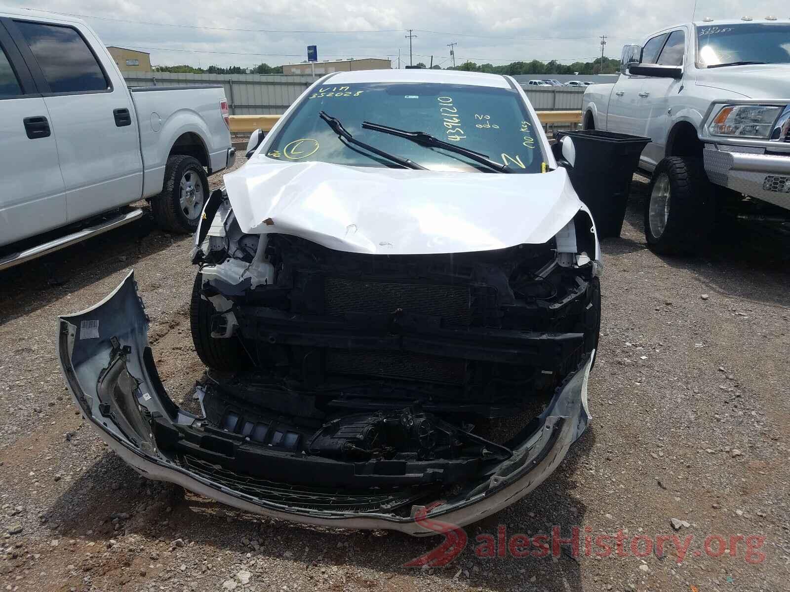 KMHD35LH5HU352028 2017 HYUNDAI ELANTRA