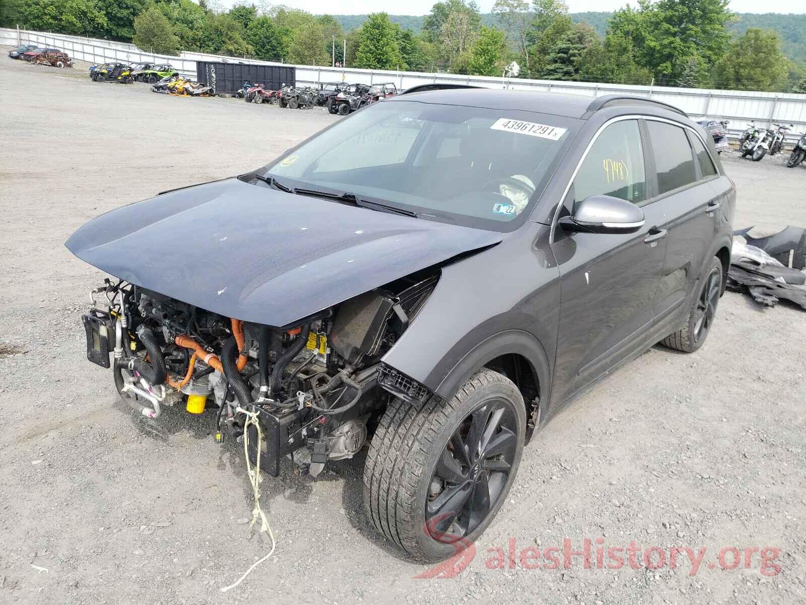 KNDCC3LC8J5134514 2018 KIA NIRO