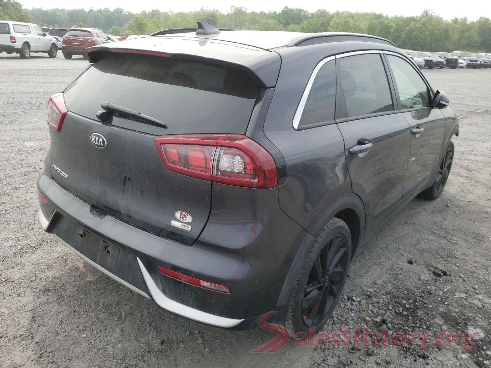 KNDCC3LC8J5134514 2018 KIA NIRO