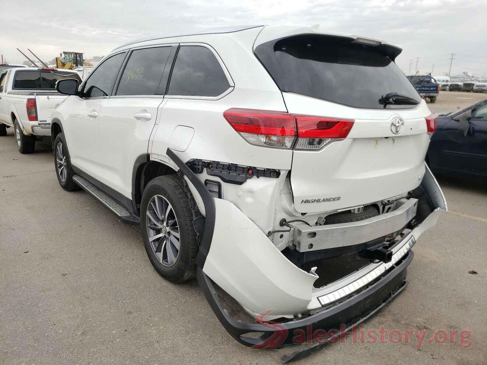 5TDKZRFH1KS558018 2019 TOYOTA HIGHLANDER