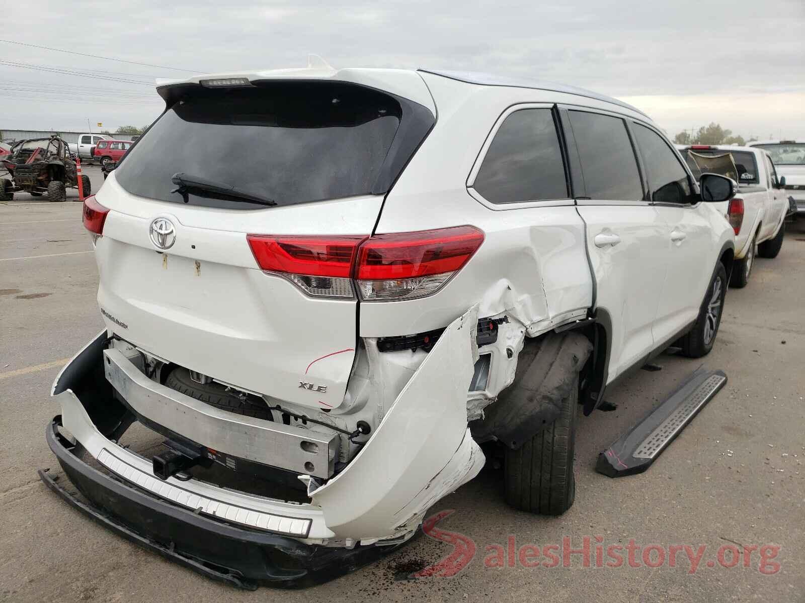 5TDKZRFH1KS558018 2019 TOYOTA HIGHLANDER