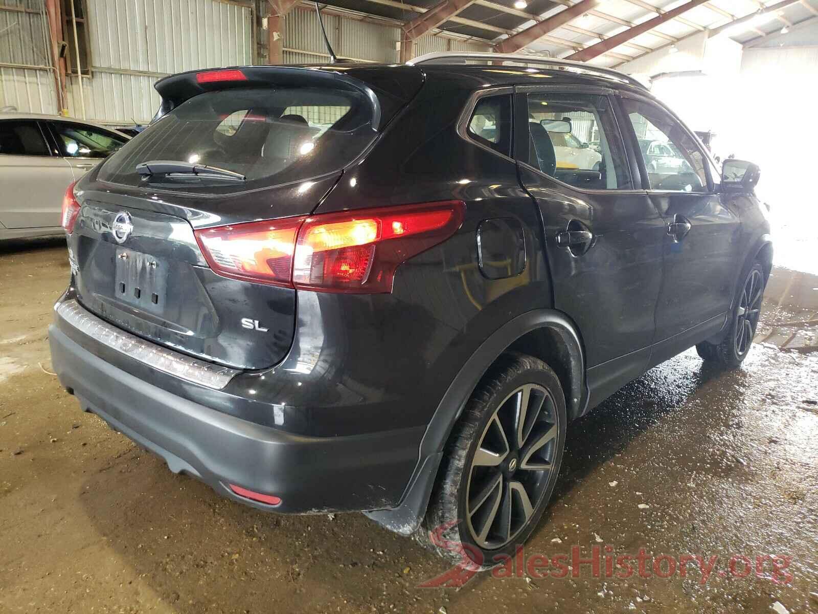 JN1BJ1CP2JW107587 2018 NISSAN ROGUE