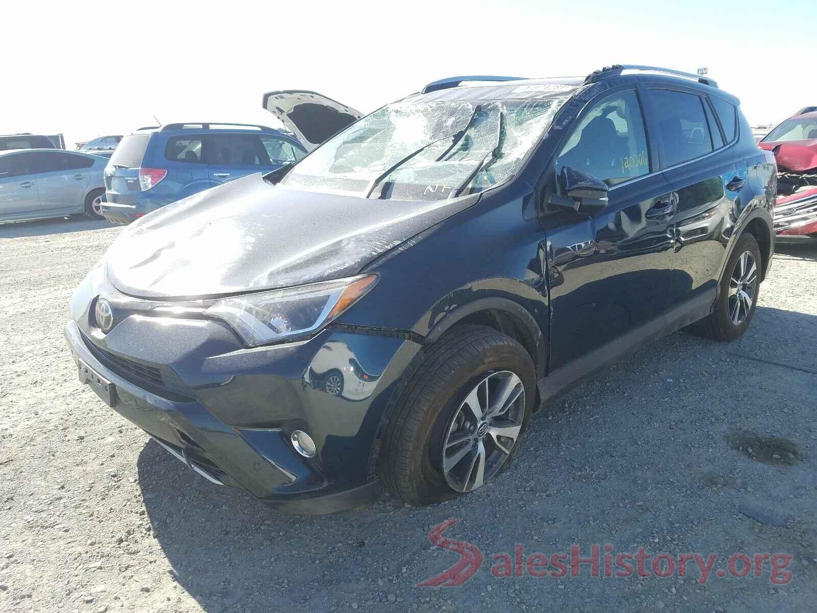 JTMWFREV8HJ111077 2017 TOYOTA RAV4