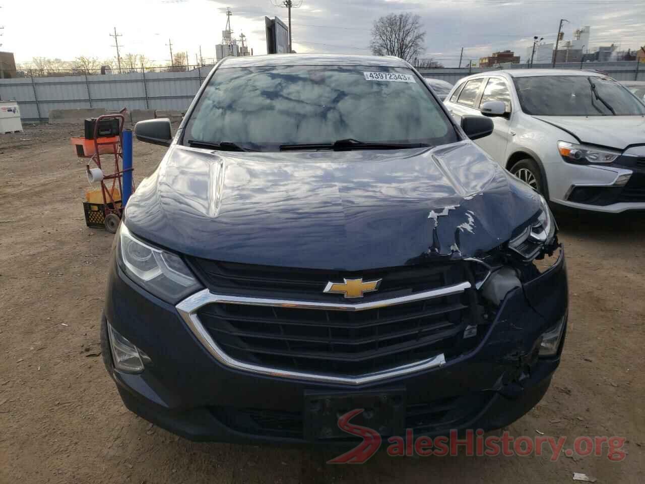 3GNAXHEV4JS573648 2018 CHEVROLET EQUINOX