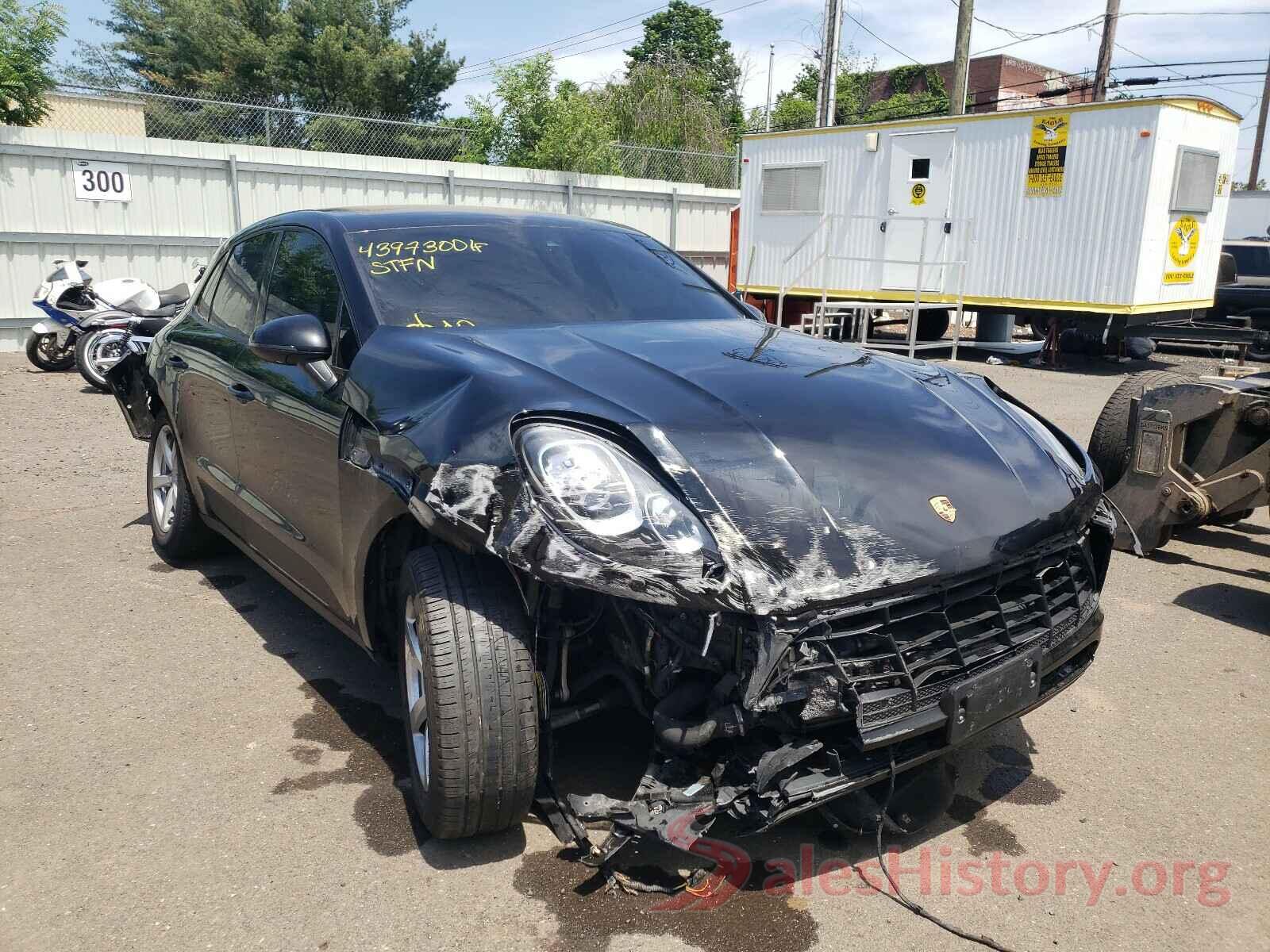 WP1AA2A56HLB01107 2017 PORSCHE MACAN