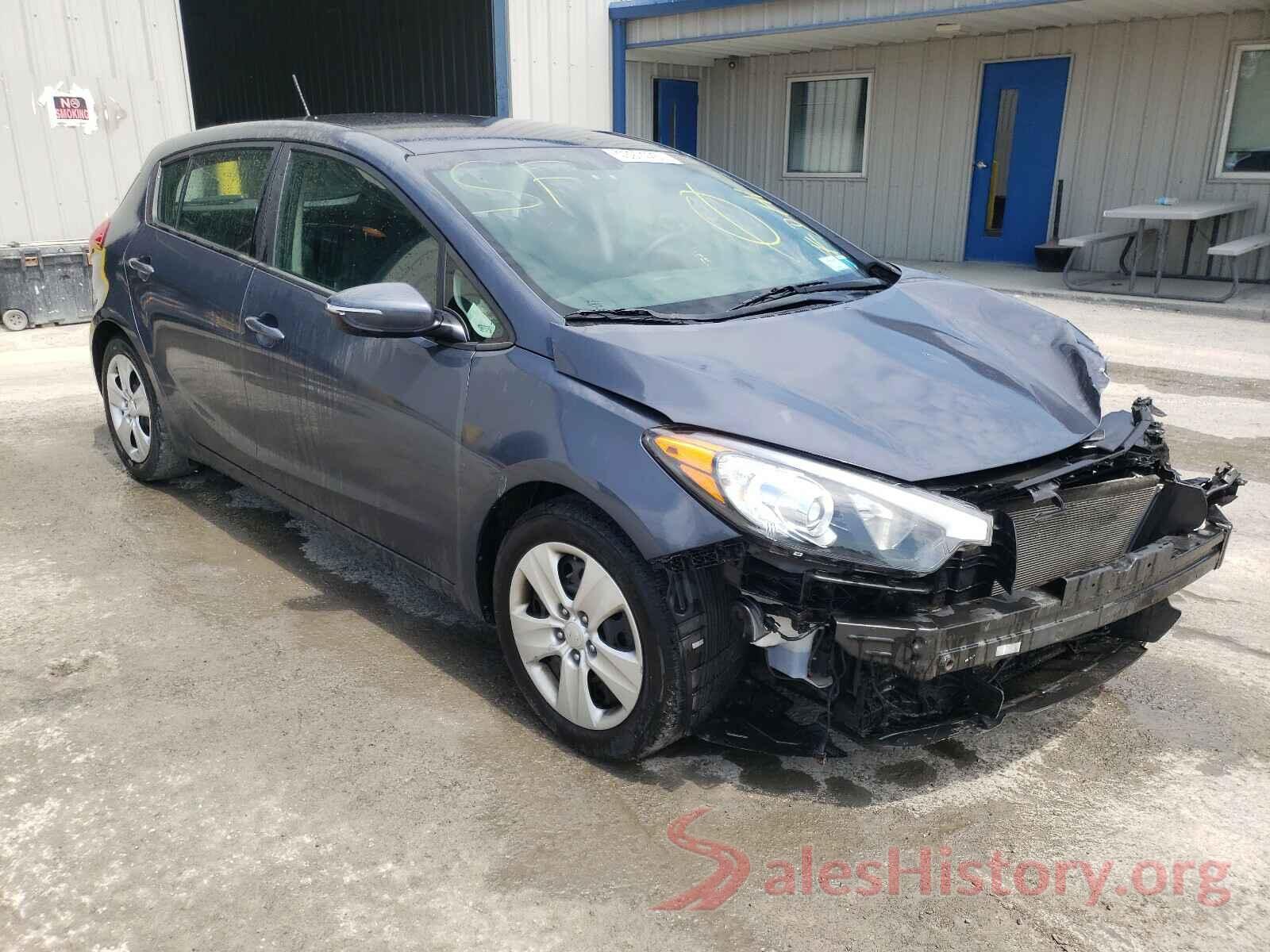 KNAFK5A8XG5575917 2016 KIA FORTE