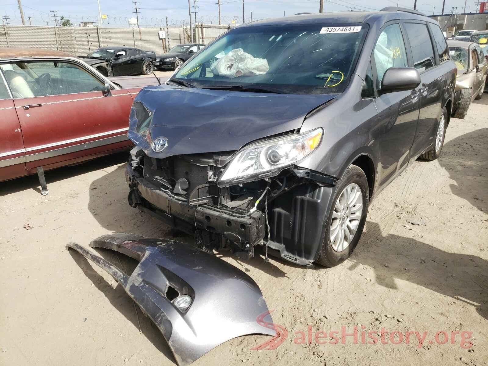 5TDYZ3DC1HS898938 2017 TOYOTA SIENNA