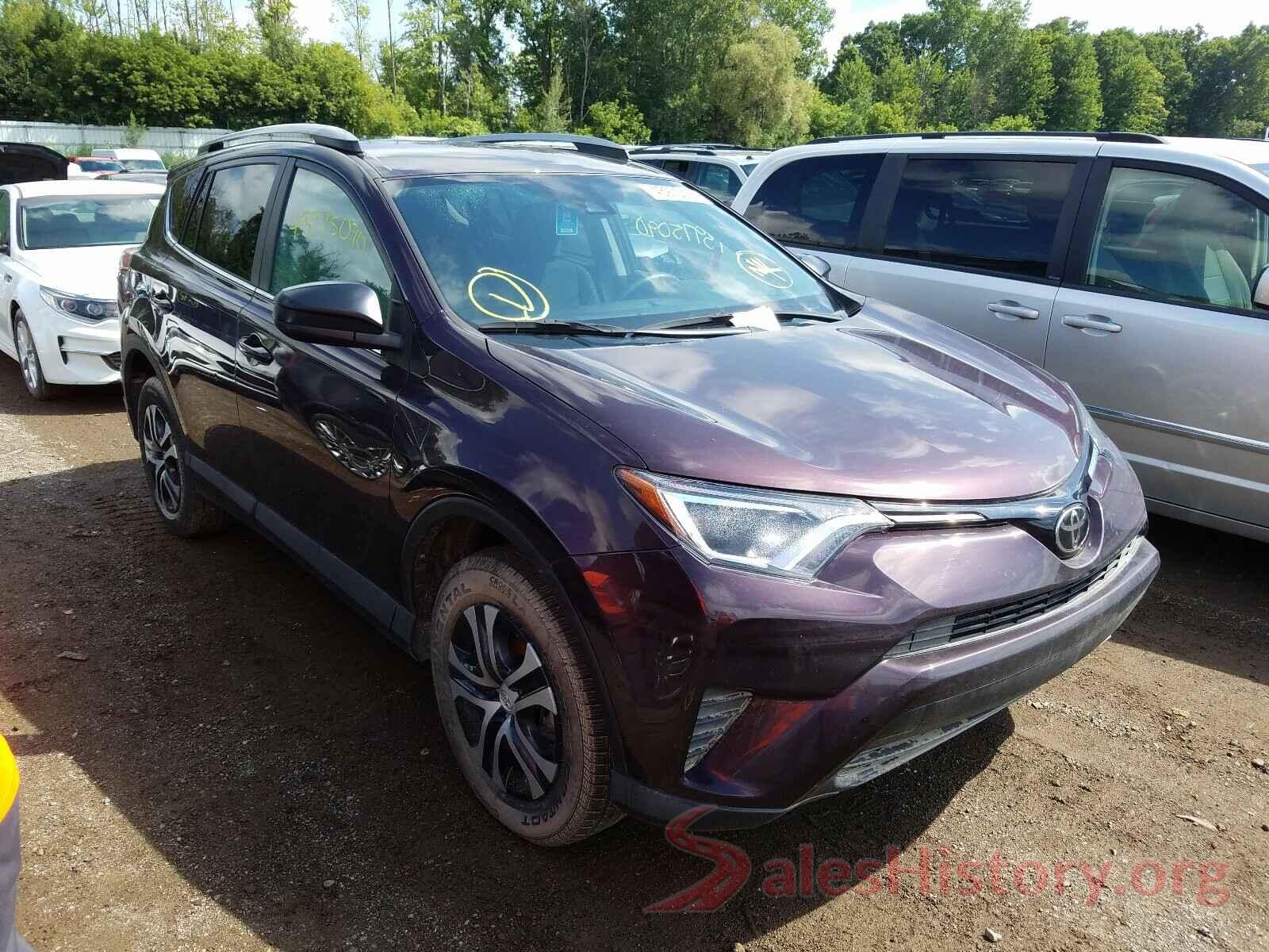 2T3BFREV0JW747112 2018 TOYOTA RAV4