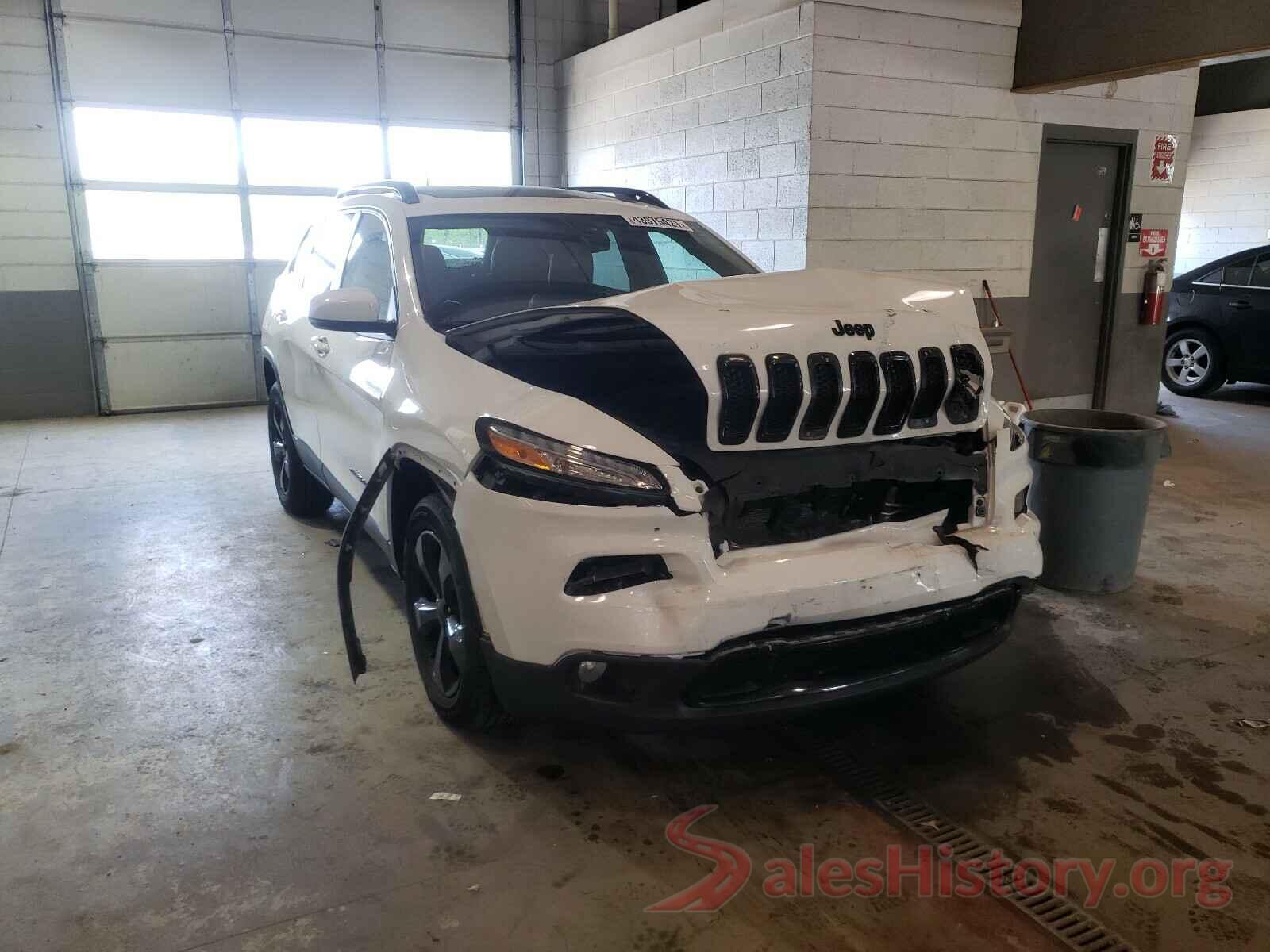 1C4PJMDS8HW569041 2017 JEEP CHEROKEE