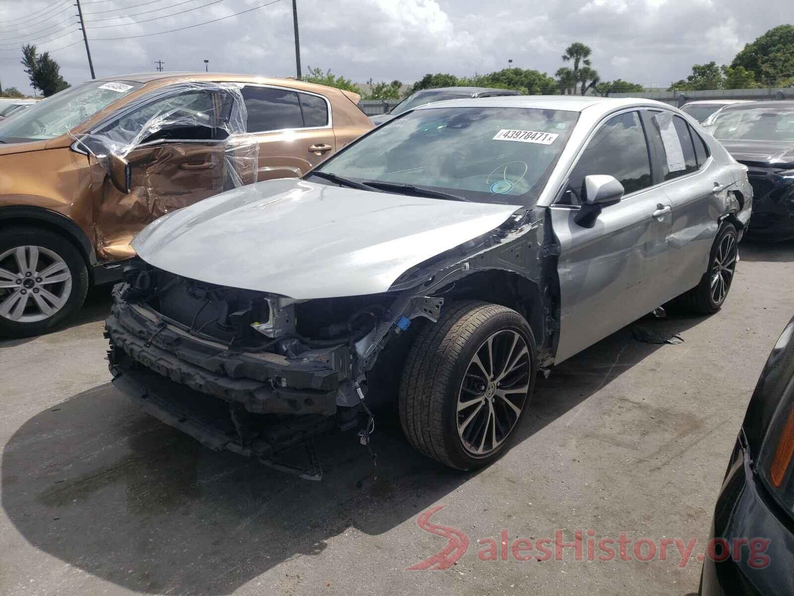 JTNB11HK9J3031938 2018 TOYOTA CAMRY